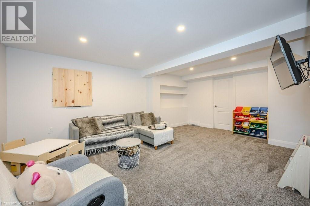 Image of property at 40 IMPERIAL ROAD NORTH Road S Unit# 65