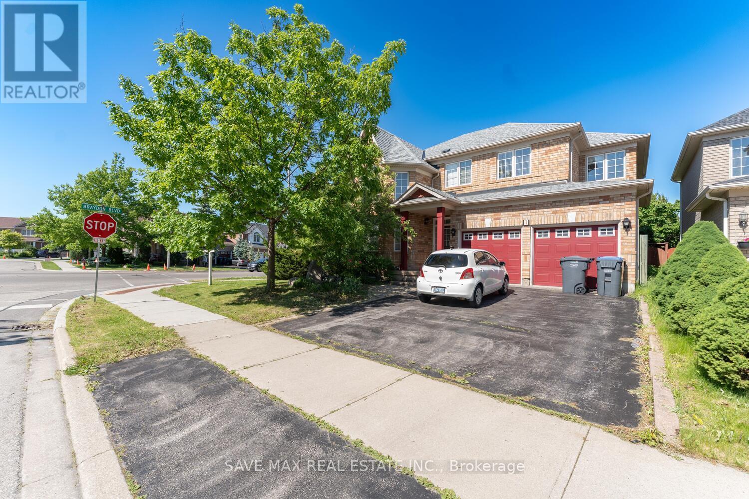 1 CASA LANE, brampton (vales of castlemore), Ontario