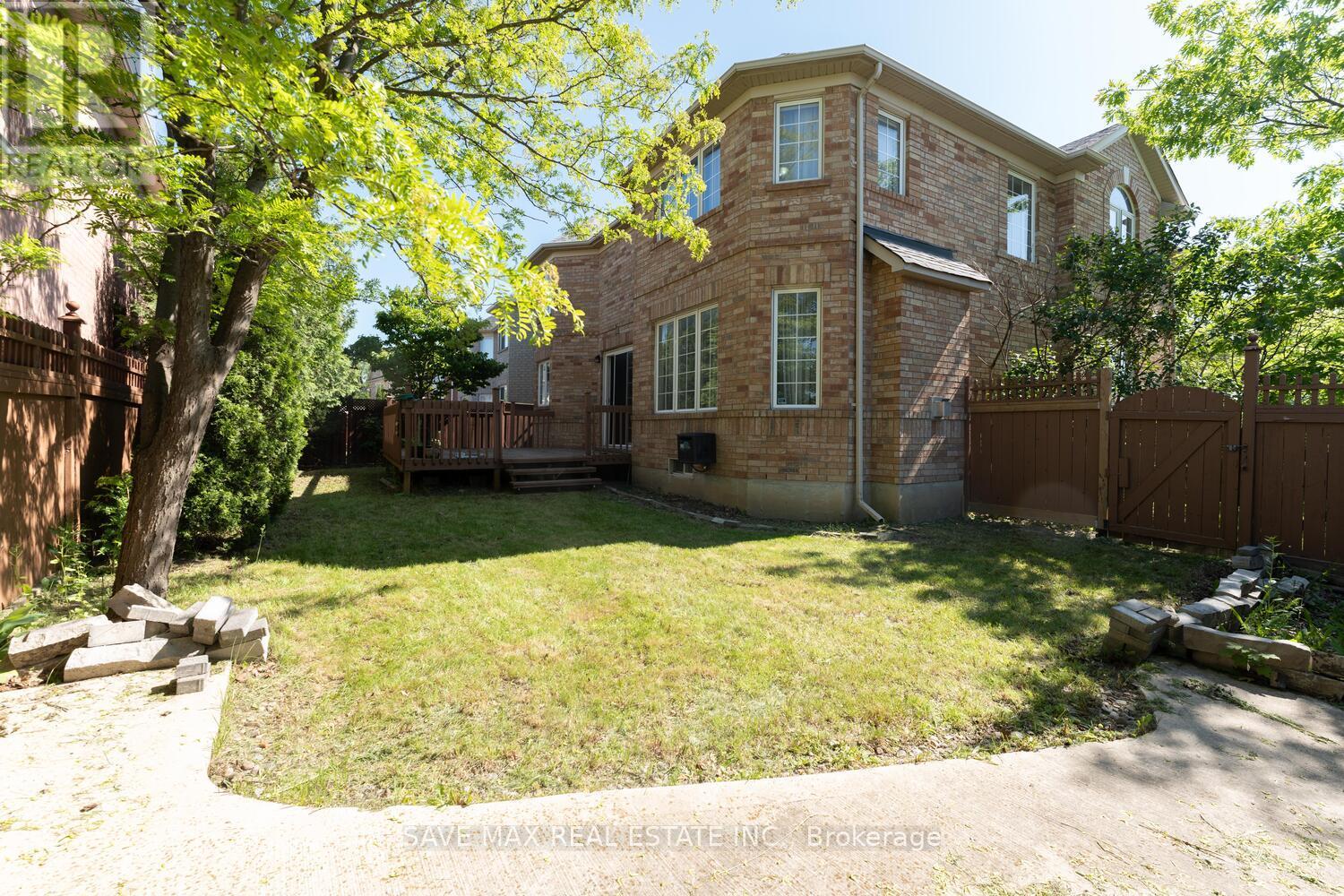 1 Casa Lane, Brampton (Vales Of Castlemore), Ontario  L6P 1H7 - Photo 36 - W9237977