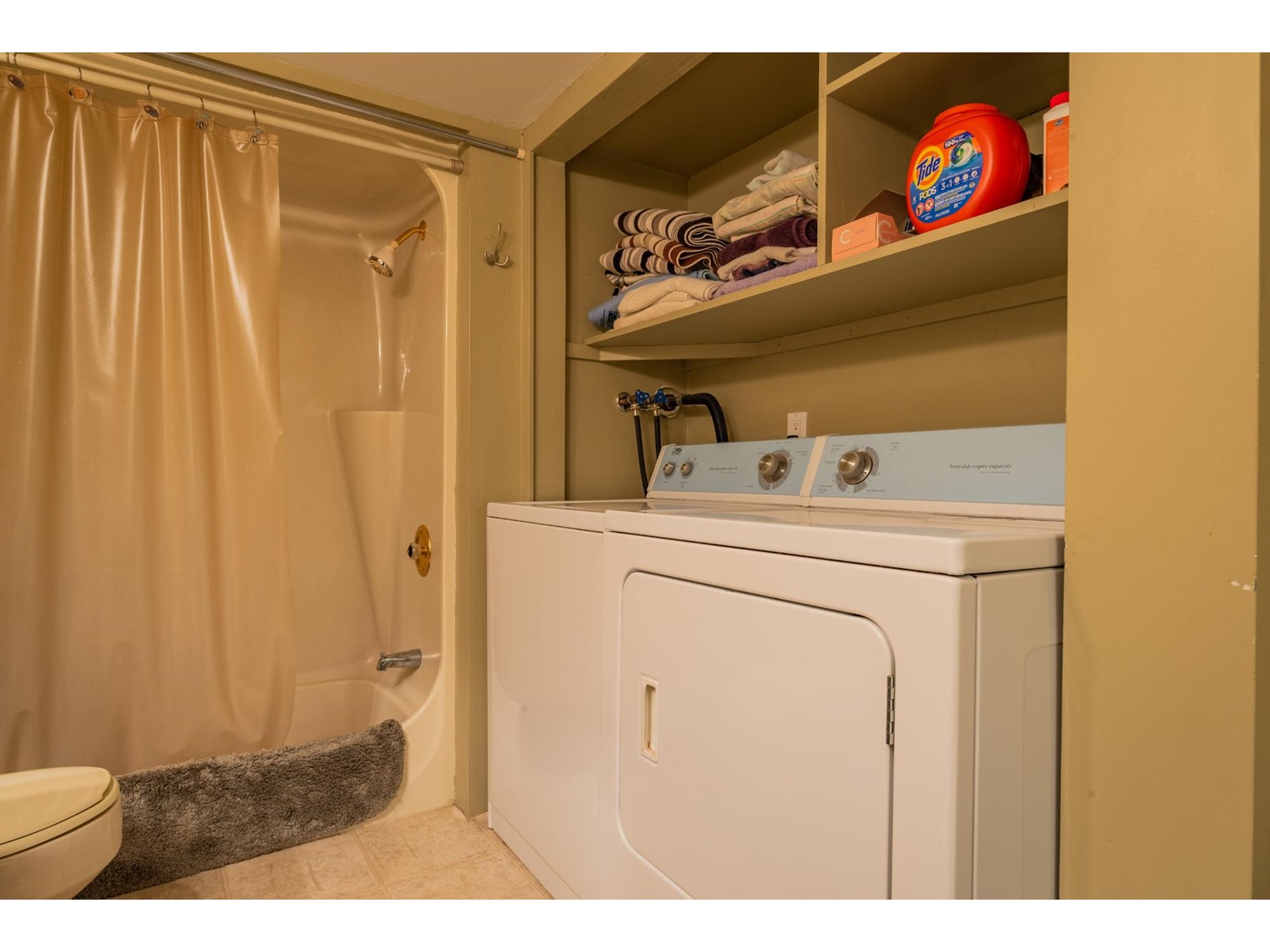 1189 Columbia Avenue, Trail, British Columbia  V1R 1J1 - Photo 28 - 2478828