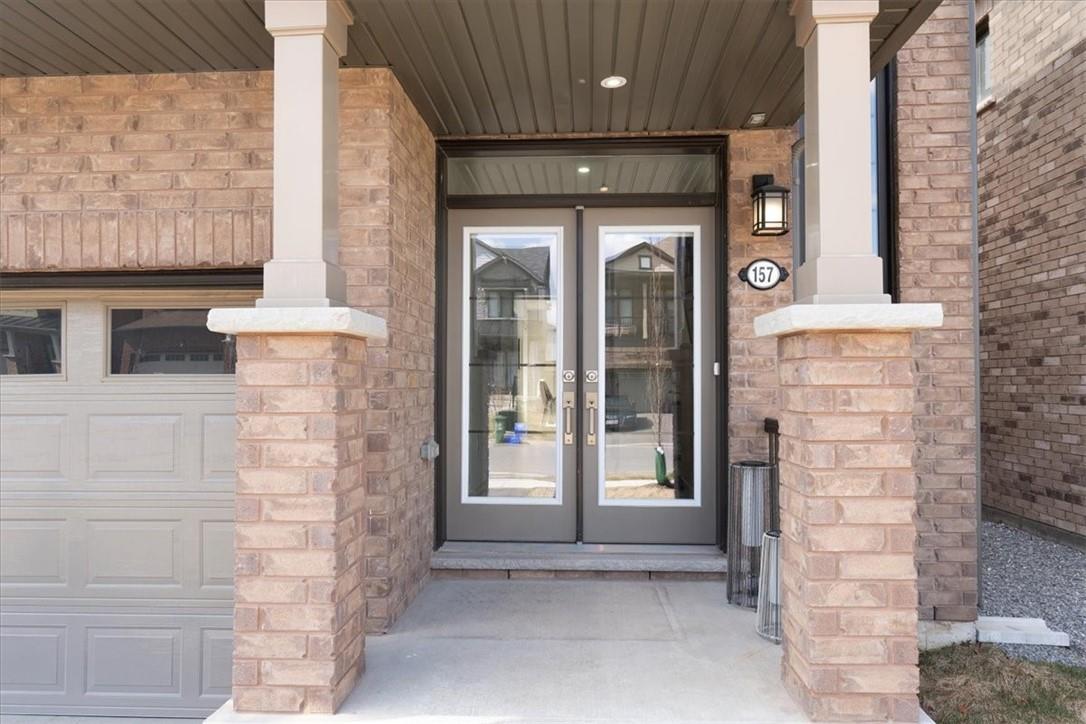 157 Cactus Crescent