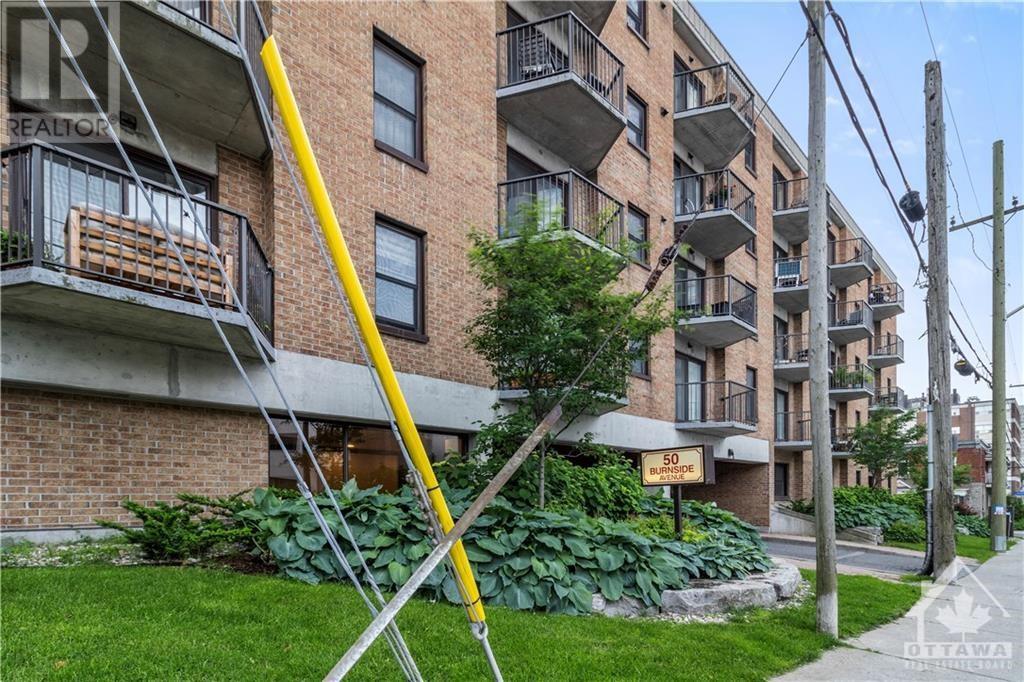 50 Burnside Avenue Unit#203, Ottawa, Ontario  K1Y 2M2 - Photo 3 - 1405579