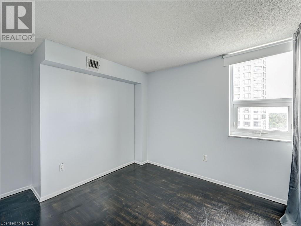 4 Lisa Street Unit# 1411, Brampton, Ontario  L6T 4B6 - Photo 18 - 40629147