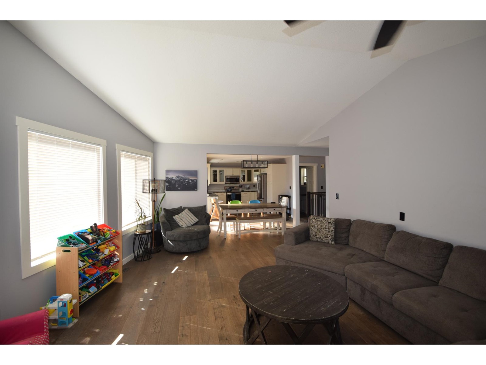 3743 Simpson Road, Cranbrook, British Columbia  V1C 6T2 - Photo 7 - 2478834