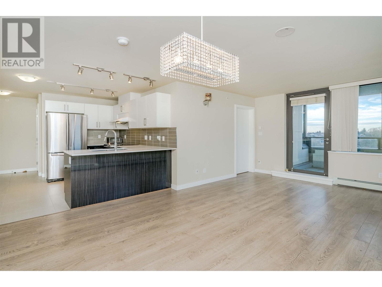 905 2689 Kingsway, Vancouver, British Columbia  V5R 0C3 - Photo 2 - R2911741