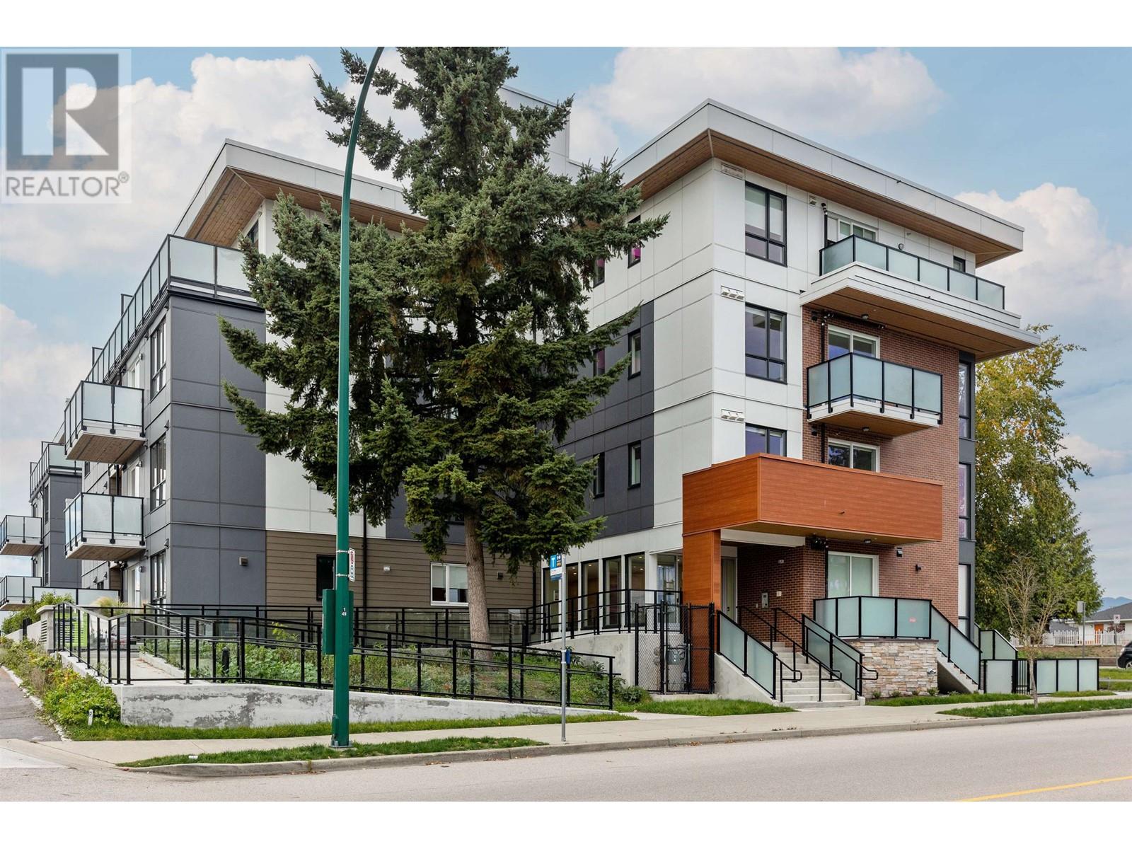 111 4933 Clarendon Street, Vancouver, British Columbia  V5R 3J3 - Photo 1 - R2911771