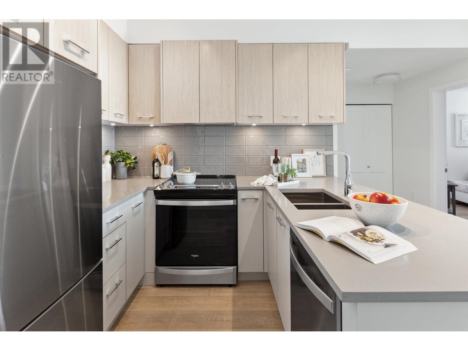 404 4933 Clarendon Street, Vancouver, British Columbia  V5R 3J3 - Photo 10 - R2911777