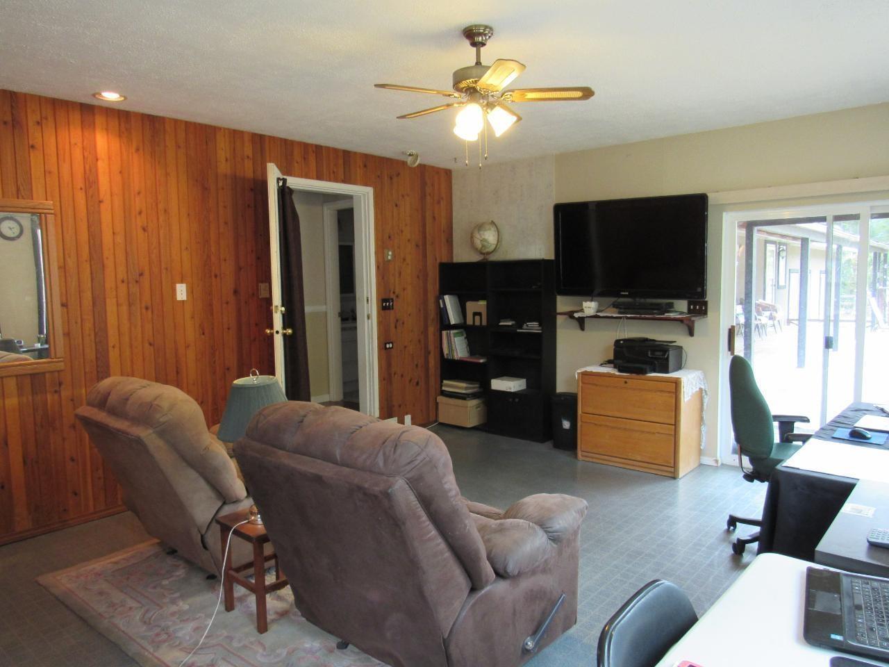 2015 Highway 3a, Castlegar, British Columbia  V1N 4N1 - Photo 41 - 2478830