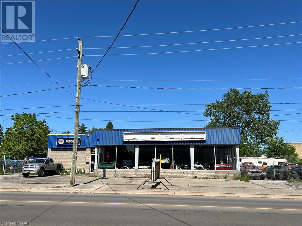 355 King Street, Port Colborne, Ontario  L3K 4H2 - Photo 1 - 40591622