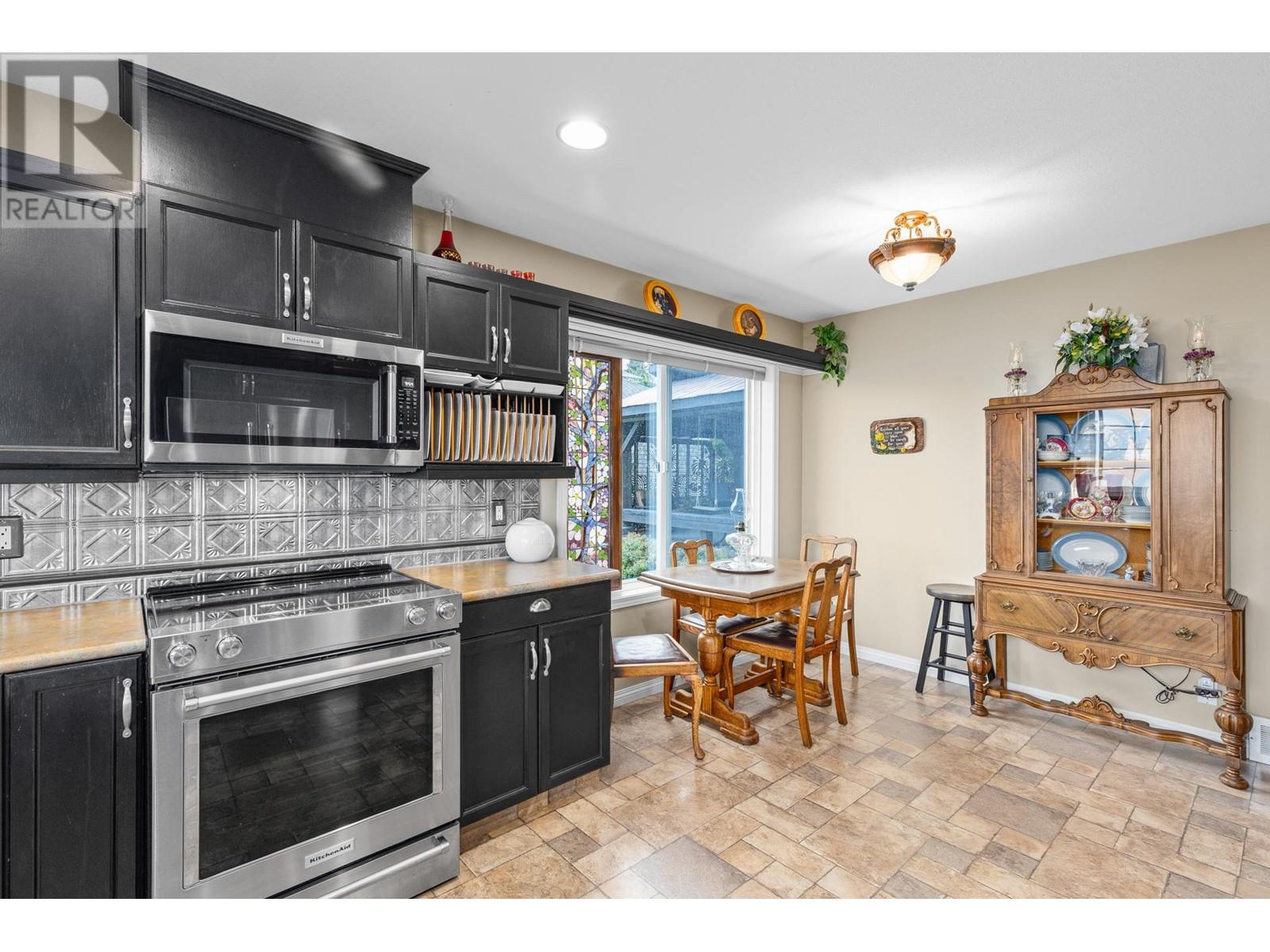 2844 Summerview Place West Kelowna