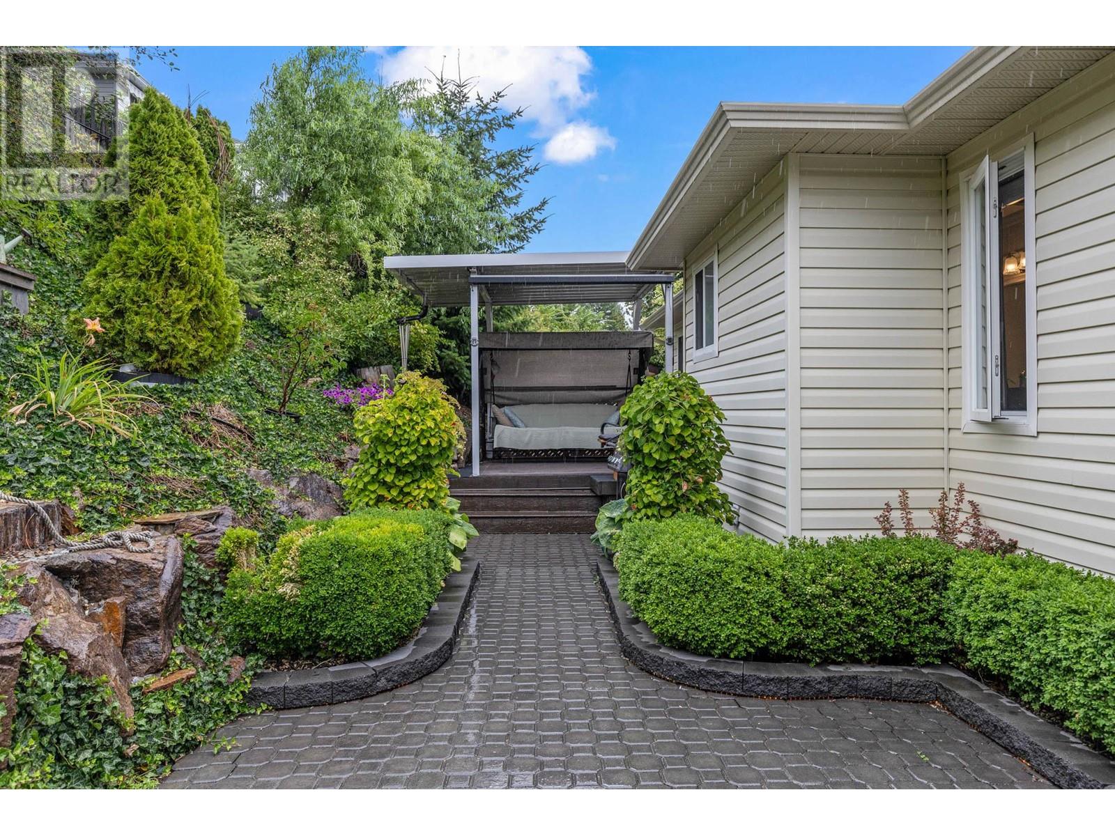 2844 Summerview Place West Kelowna