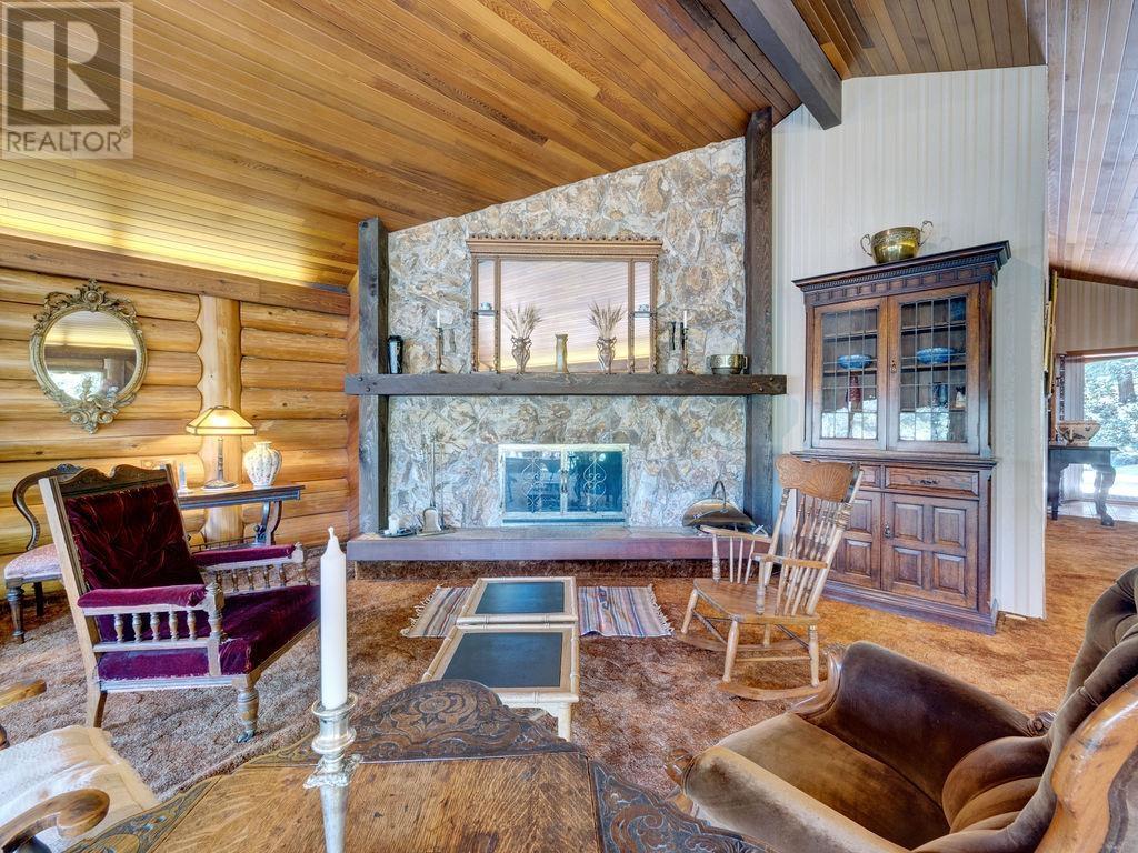9862 Wescan Road, Halfmoon Bay, British Columbia  V7Z 1G2 - Photo 21 - R2911768
