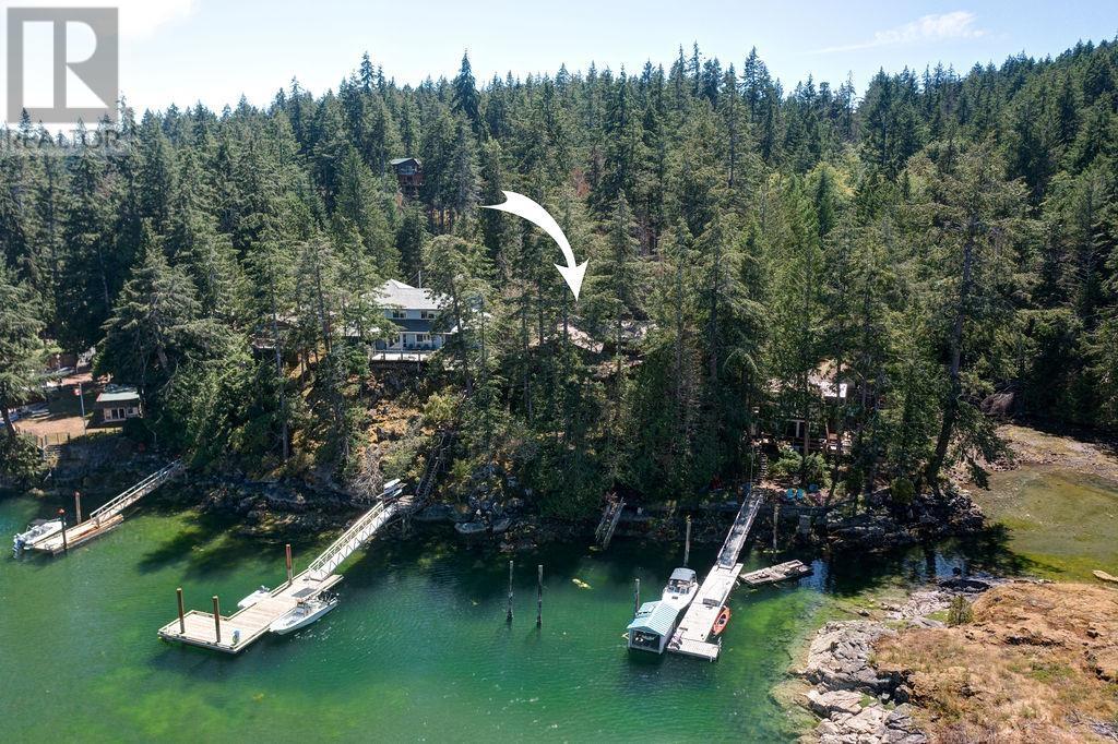 9862 Wescan Road, Halfmoon Bay, British Columbia  V7Z 1G2 - Photo 2 - R2911768