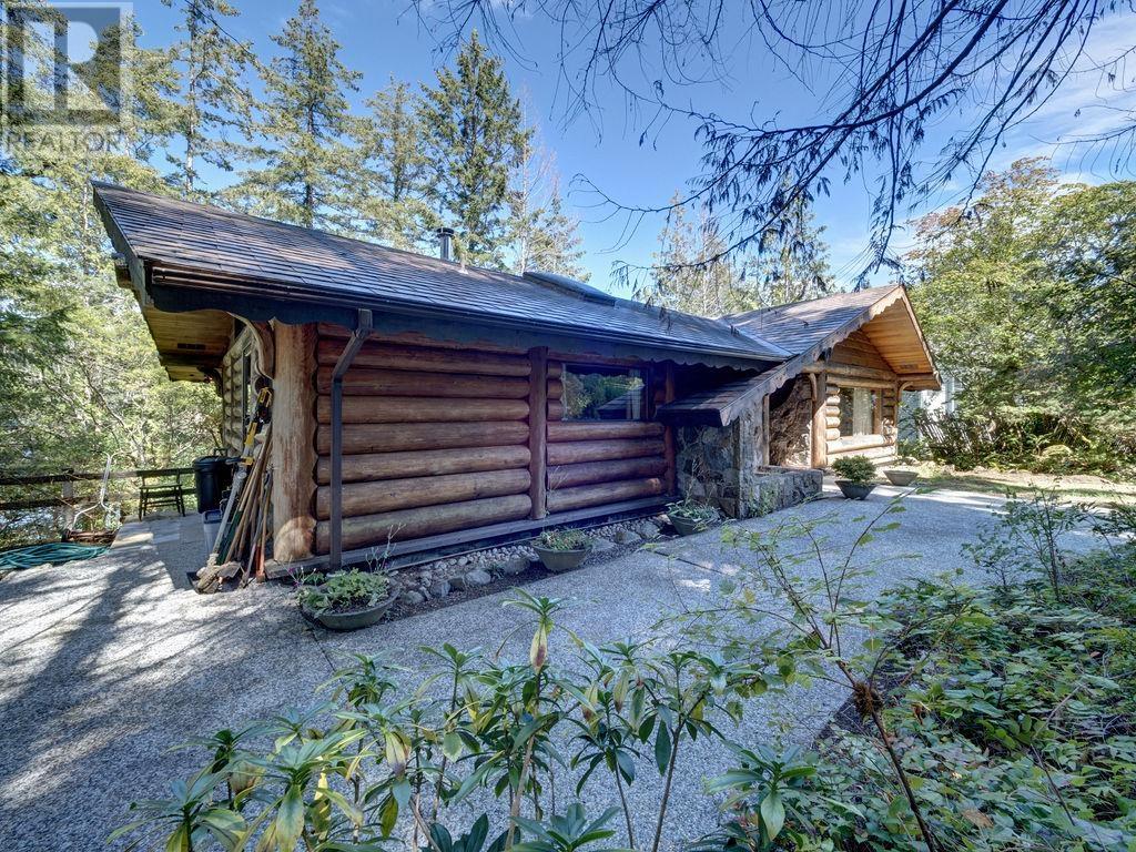 9862 Wescan Road, Halfmoon Bay, British Columbia  V7Z 1G2 - Photo 8 - R2911768