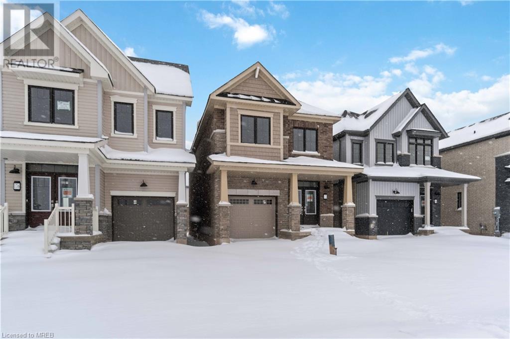 172 Eastbridge Avenue, Welland, Ontario  L3B 0M6 - Photo 1 - 40627775
