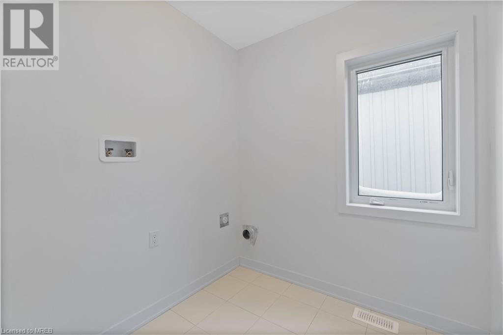 172 Eastbridge Avenue, Welland, Ontario  L3B 0M6 - Photo 34 - 40627775