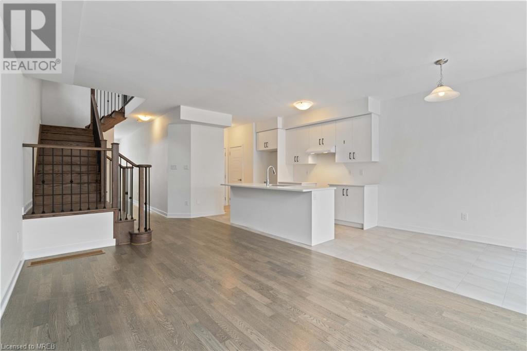 172 Eastbridge Avenue, Welland, Ontario  L3B 0M6 - Photo 9 - 40627775