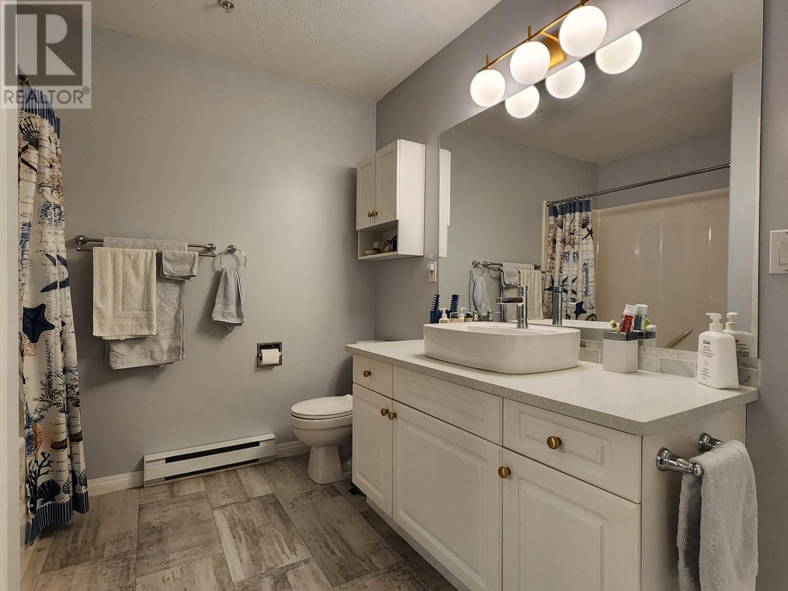 207-120 Vernon Ave, Kamloops, British Columbia  V2B 1L6 - Photo 18 - 180178