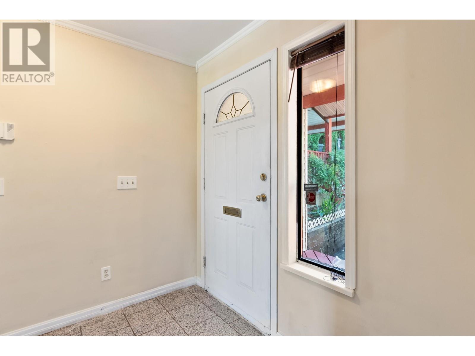 269 Warrick Street, Coquitlam, British Columbia  V3K 6C1 - Photo 7 - R2911781