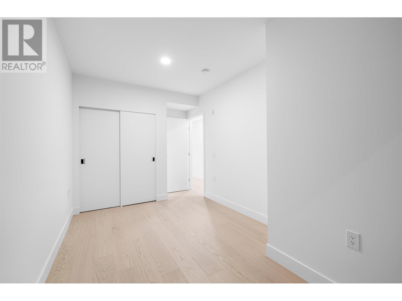 204 1331 Marine Drive, West Vancouver, British Columbia  V7T 1B6 - Photo 13 - R2911808