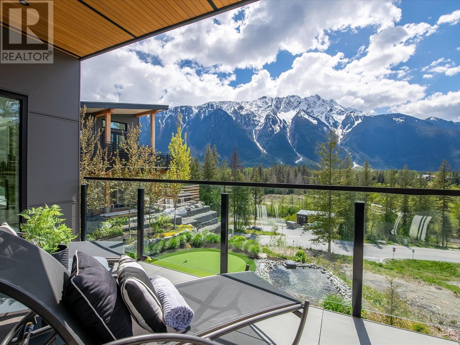 7667 Cerulean Drive, Pemberton, British Columbia  V0N 2L3 - Photo 11 - R2911854