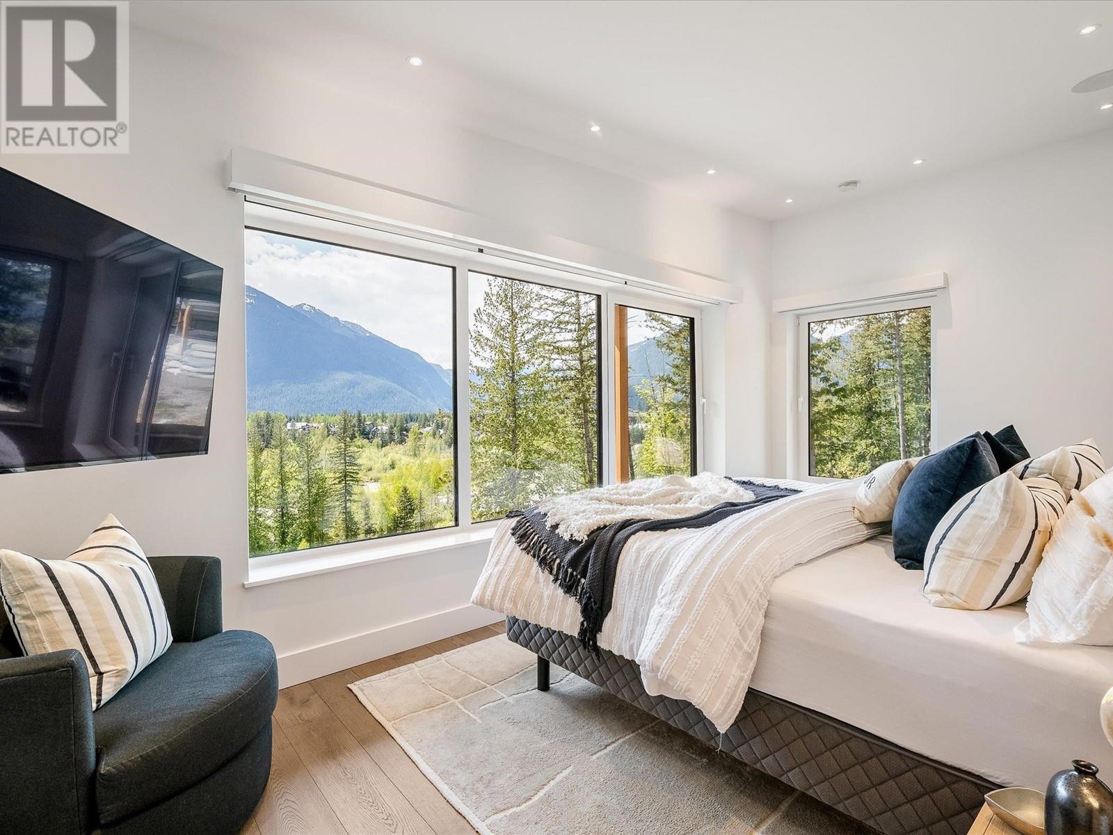 7667 Cerulean Drive, Pemberton, British Columbia  V0N 2L3 - Photo 24 - R2911854