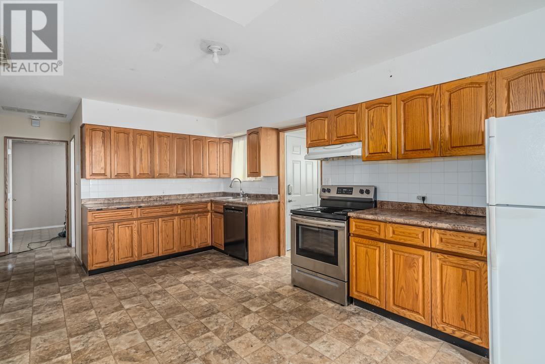 3778 Cedar Drive, Port Coquitlam, British Columbia  V3B 3E2 - Photo 10 - R2911864