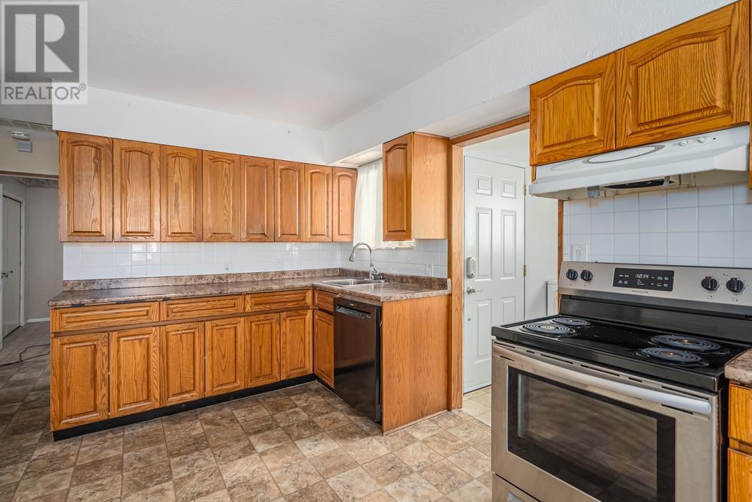 3778 Cedar Drive, Port Coquitlam, British Columbia  V3B 3E2 - Photo 12 - R2911864