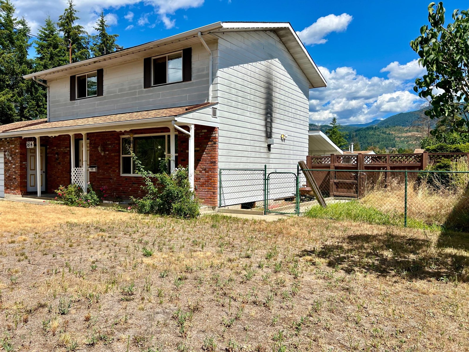 614 12th Street, Castlegar, British Columbia  V1N 2K3 - Photo 38 - 2478794