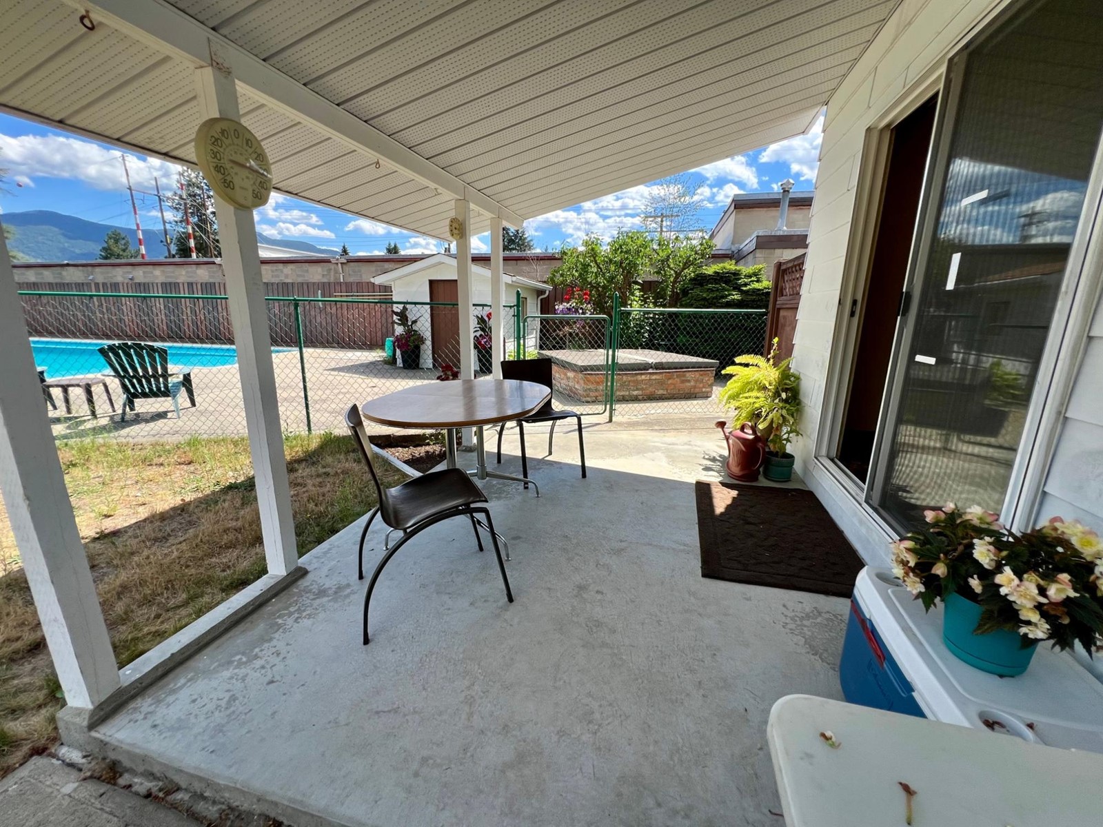 614 12th Street, Castlegar, British Columbia  V1N 2K3 - Photo 42 - 2478794