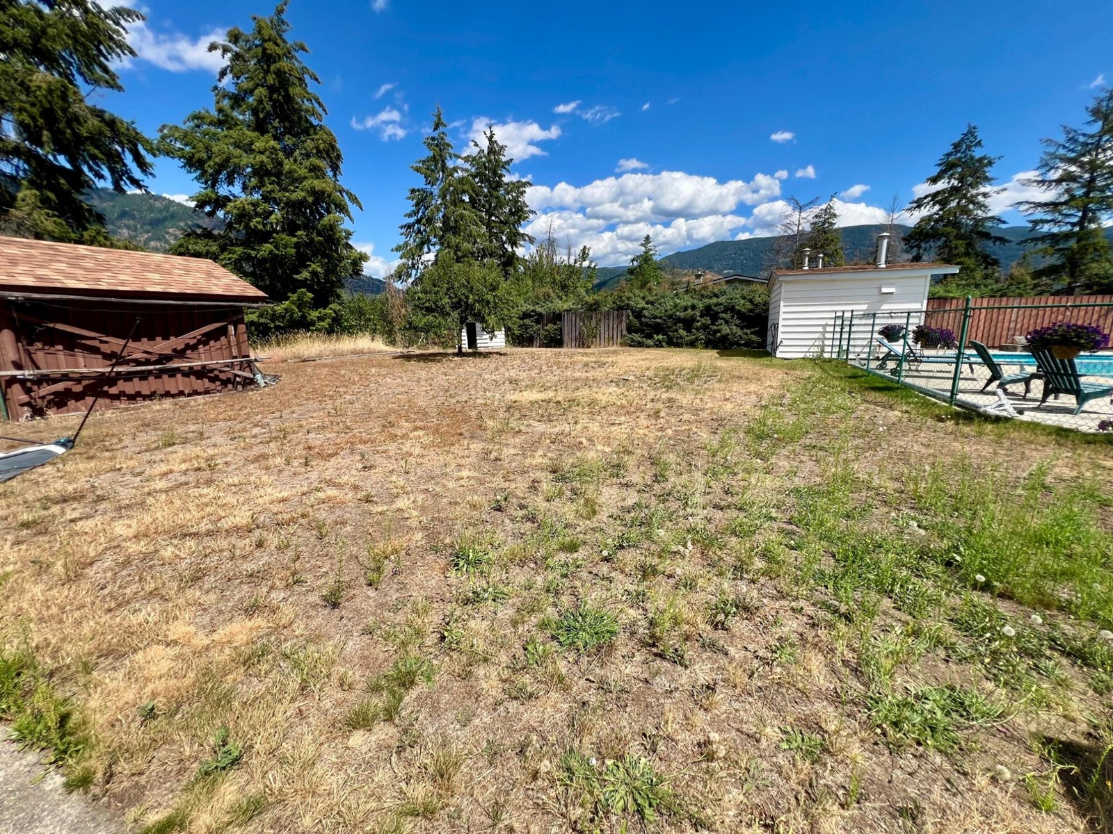 614 12th Street, Castlegar, British Columbia  V1N 2K3 - Photo 44 - 2478794