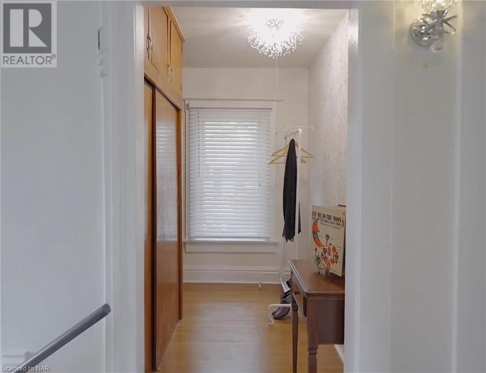 54 Henry Street, St. Catharines, Ontario  L2R 5T9 - Photo 23 - 40623730