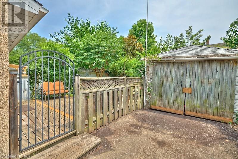 54 Henry Street, St. Catharines, Ontario  L2R 5T9 - Photo 32 - 40623730