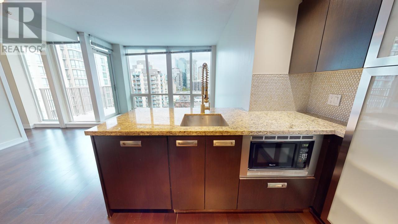 1803 1055 Richards Street, Vancouver, British Columbia  V6B 0C2 - Photo 3 - R2911753