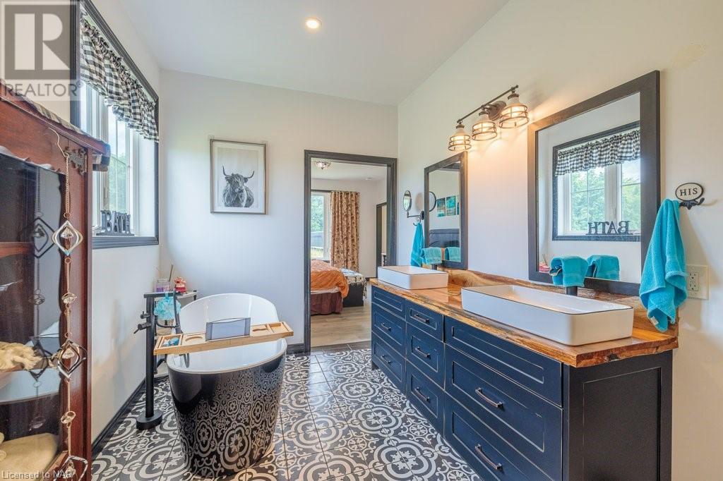 Image of property at 2848 MOUNTAIN Road