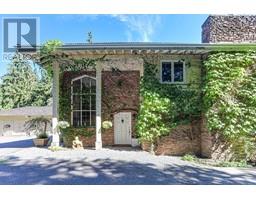 597 HADDEN DRIVE, West Vancouver, British Columbia
