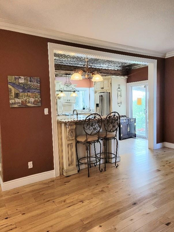 Image of property at 4251 KING Street E