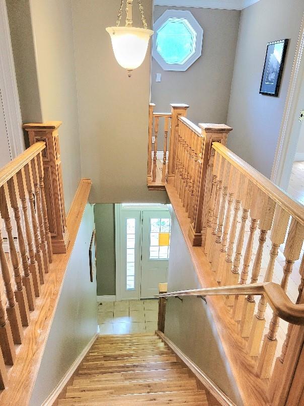 Image of property at 4251 KING Street E