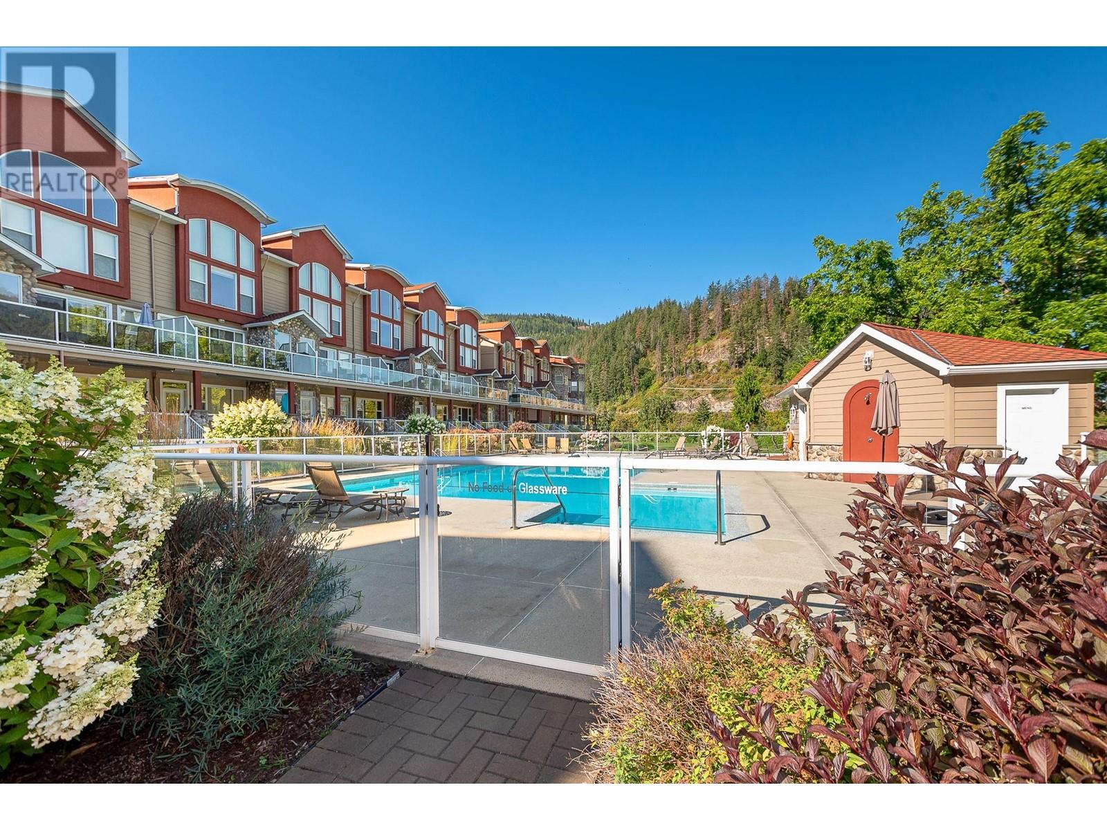 1130 Riverside Avenue Unit# 19 Sicamous