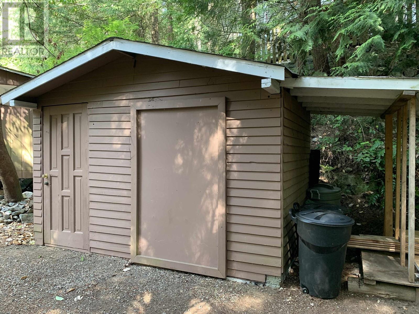 5569 Sans Souci Road, Halfmoon Bay, British Columbia  V7Z 1B6 - Photo 19 - R2907579