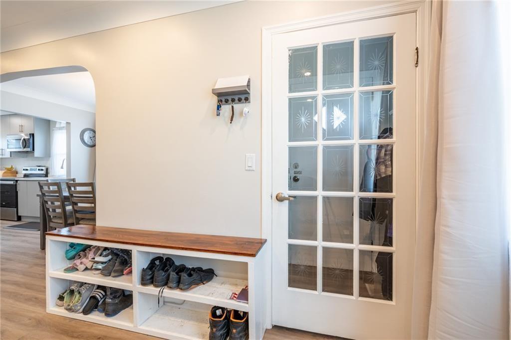 39 Dunsdon Street, Brantford, Ontario  N3R 3J2 - Photo 4 - H4198011