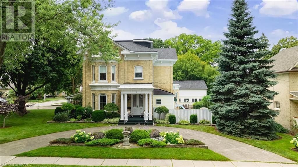 14 Nile Street, Stratford, Ontario  N5A 4B8 - Photo 2 - 40629193