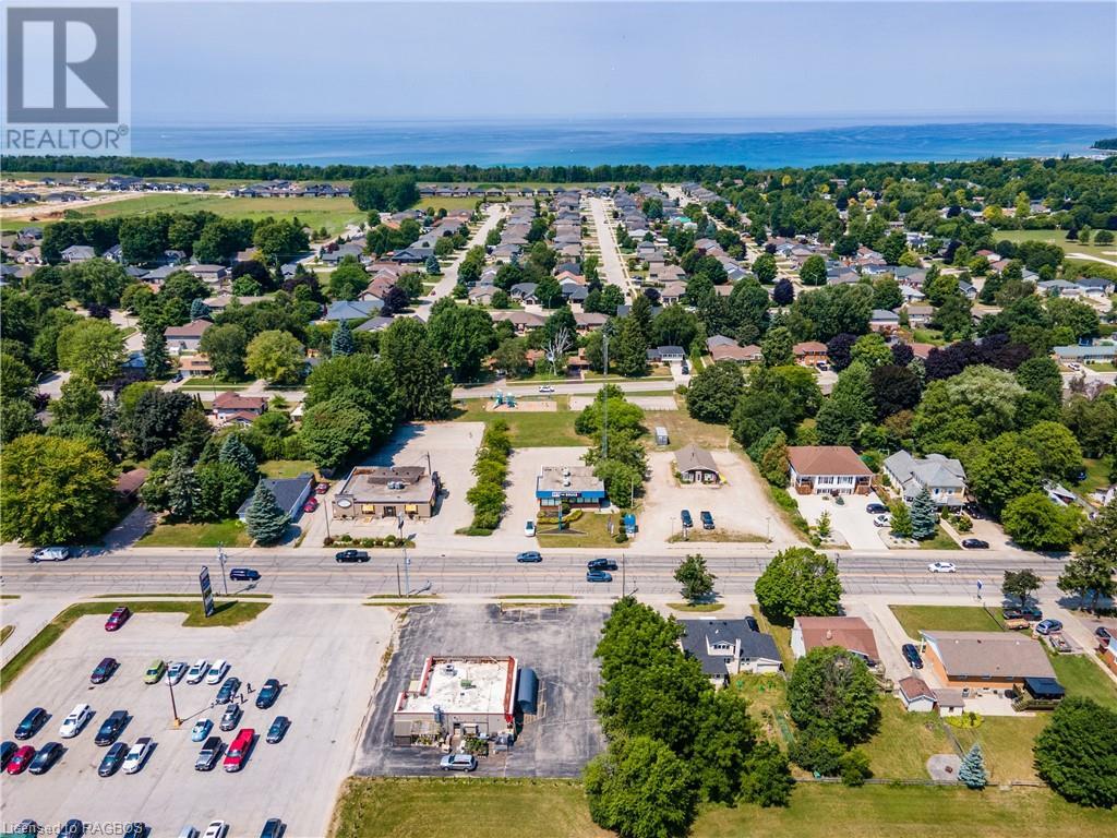 379 Goderich Street, Port Elgin, Ontario  N0H 2C1 - Photo 5 - 40626580