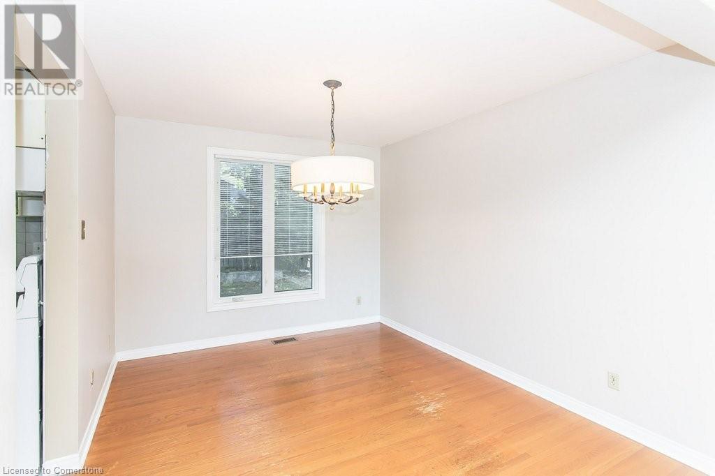 464 Hazel Street, Waterloo, Ontario  N2L 3R1 - Photo 10 - 40629266