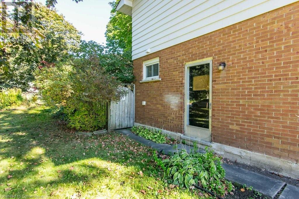 464 Hazel Street, Waterloo, Ontario  N2L 3R1 - Photo 42 - 40629266