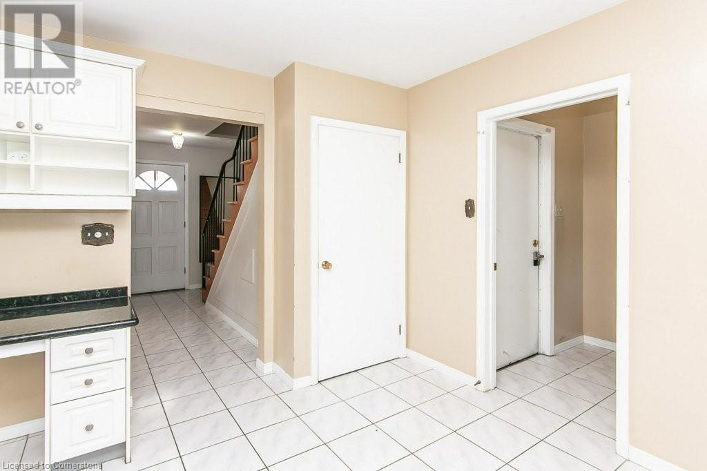 464 Hazel Street, Waterloo, Ontario  N2L 3R1 - Photo 17 - 40629266