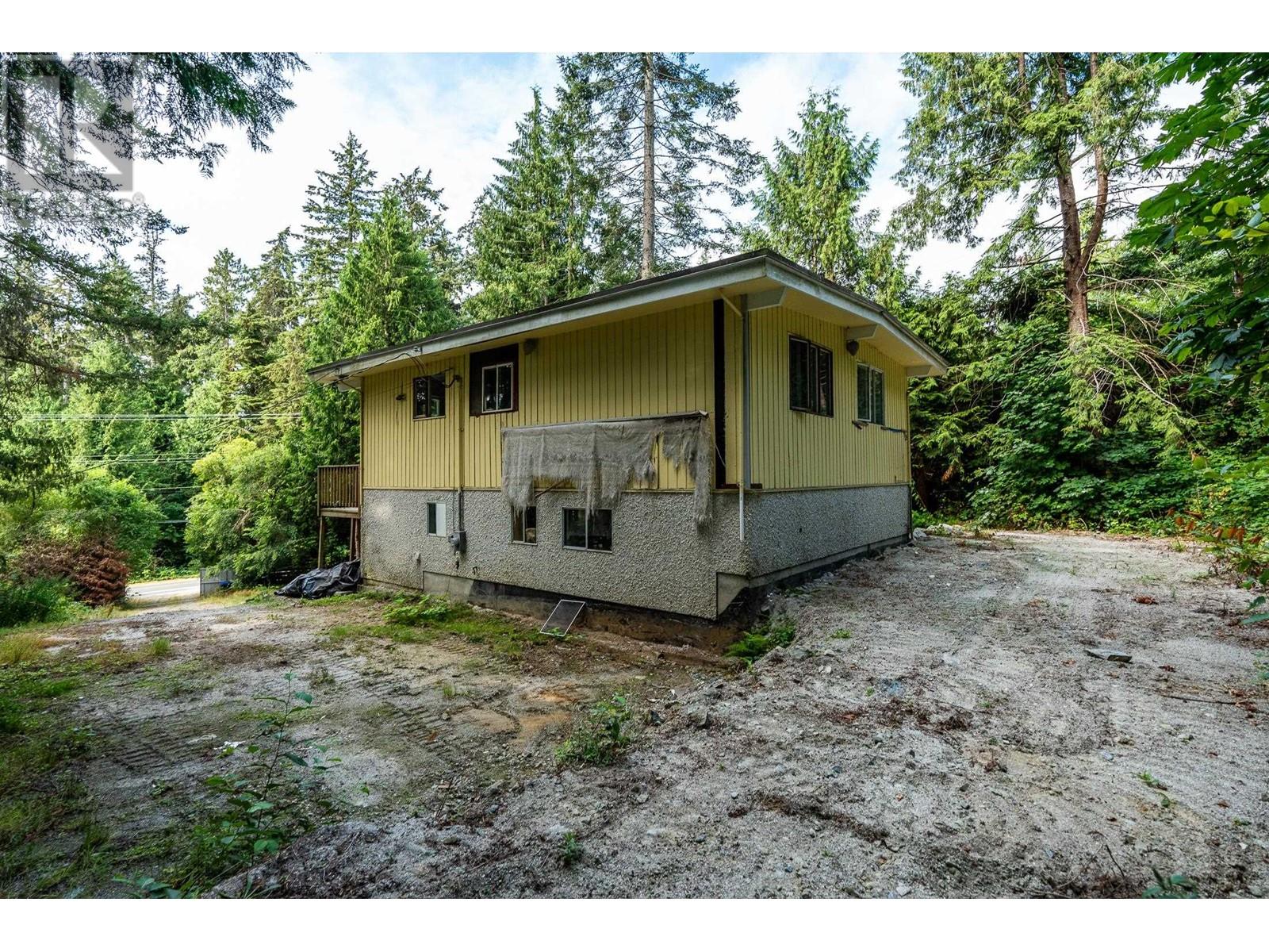 6960 Sunshine Coast Highway, Sechelt, British Columbia  V7Z 0N2 - Photo 19 - R2911949