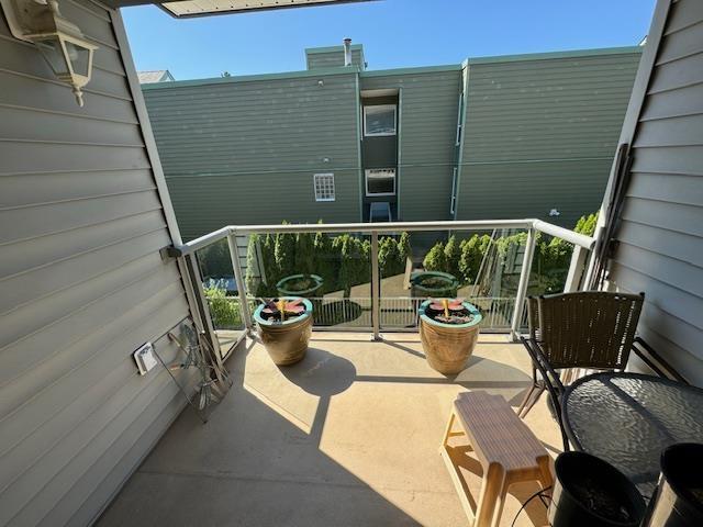 207 1280 Merklin Street, White Rock, British Columbia  V4B 4B9 - Photo 3 - R2906606