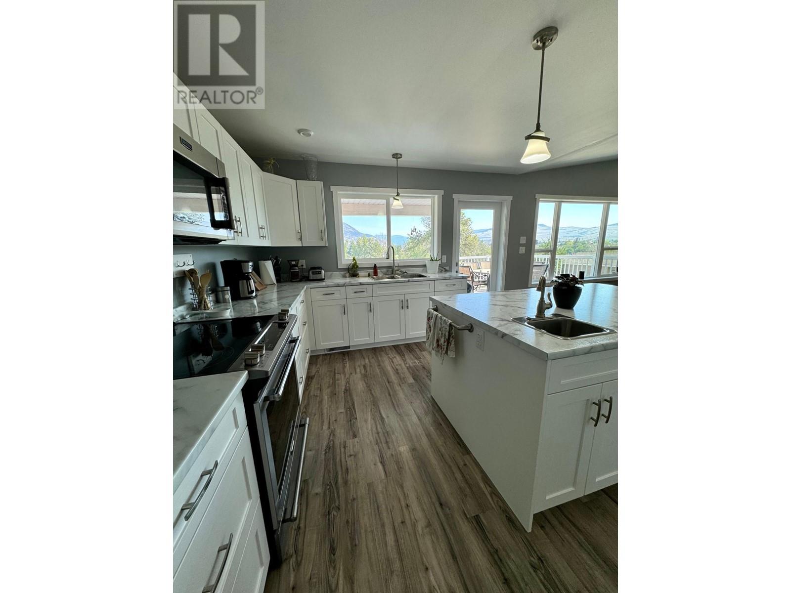 1618 Fir Rd, Merritt, British Columbia  V1K 1A0 - Photo 11 - 180191