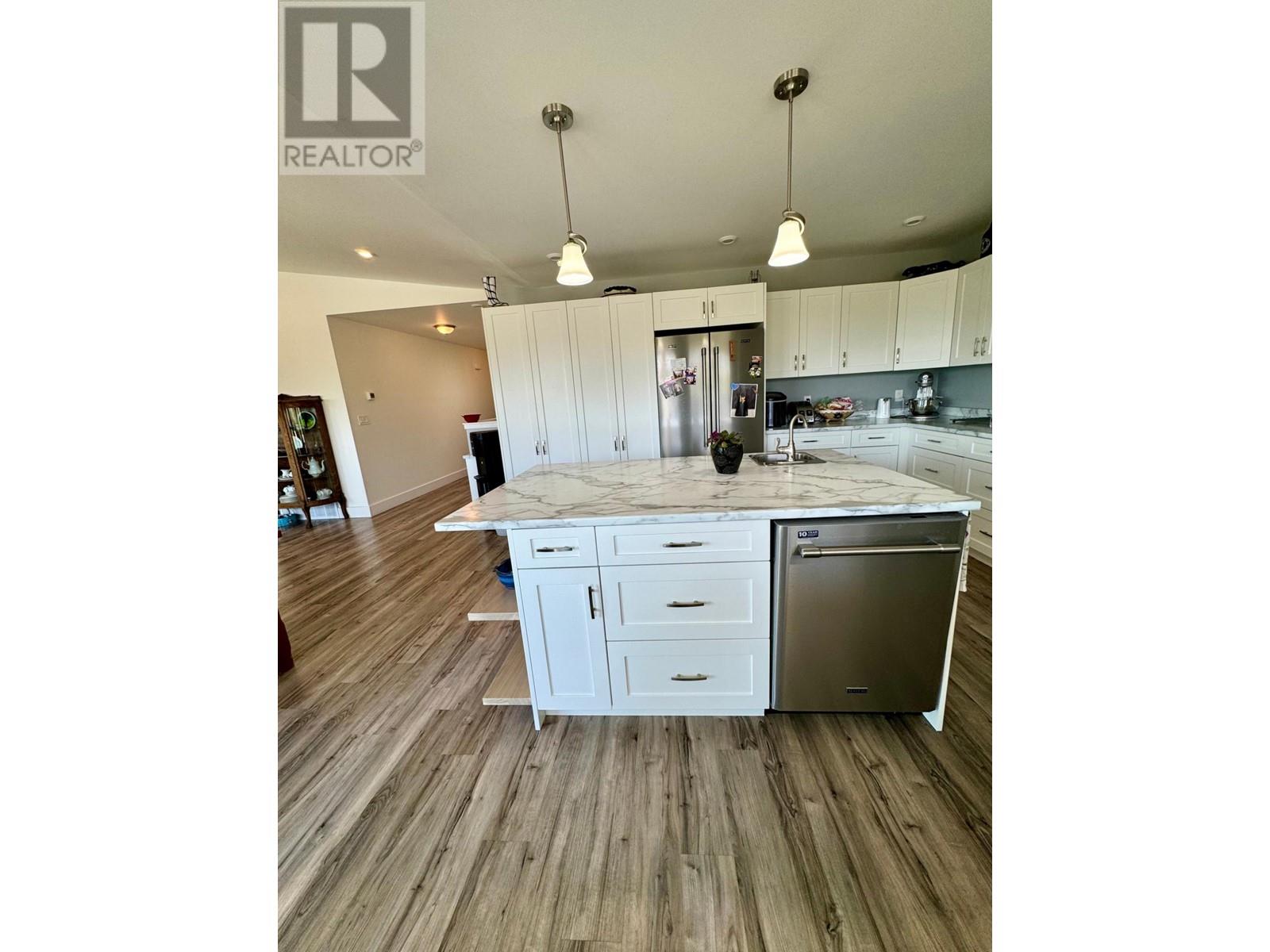 1618 Fir Rd, Merritt, British Columbia  V1K 1A0 - Photo 12 - 180191